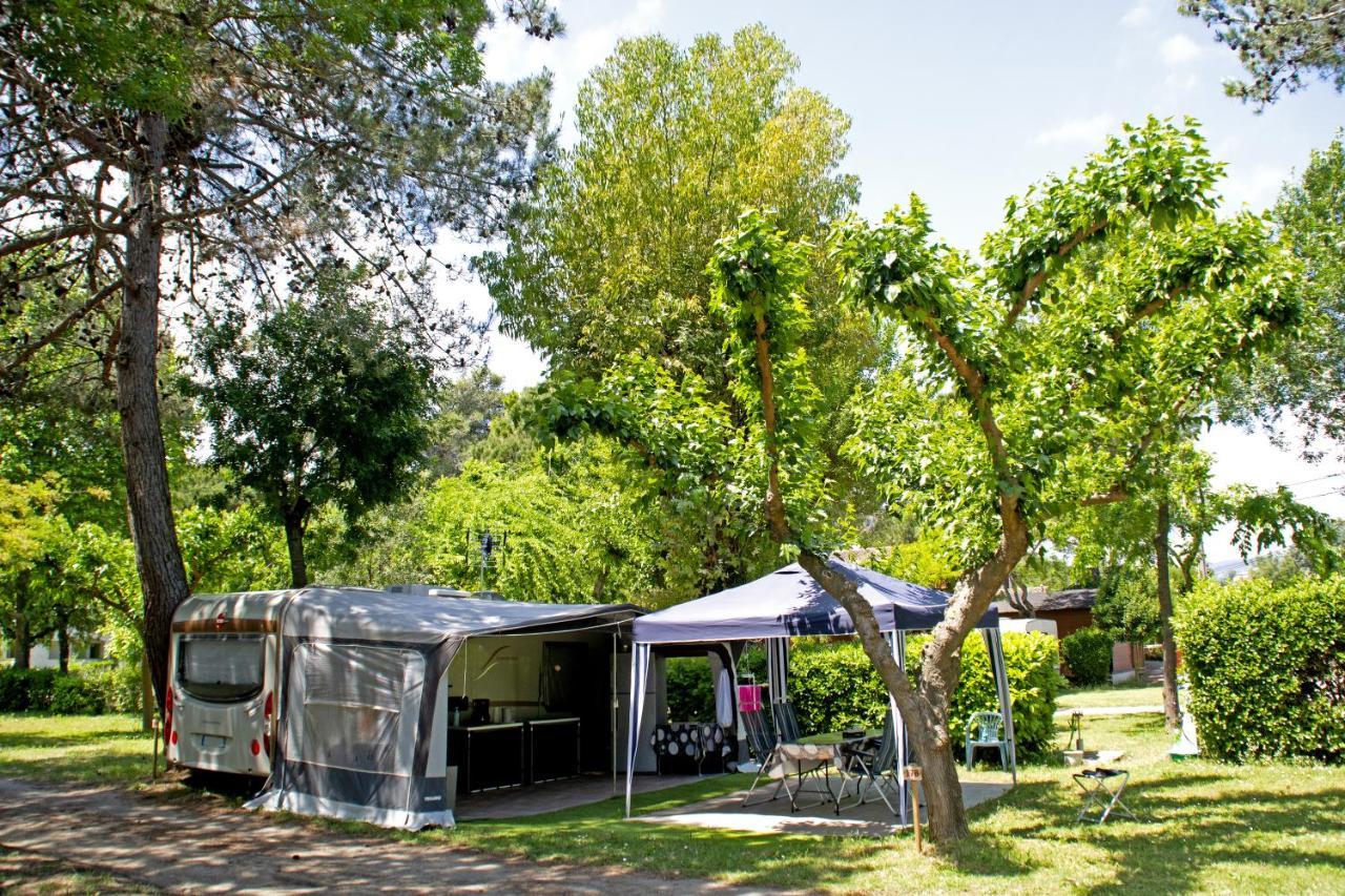 Hotel Camping Les Mimosas Pégomas Exterior foto